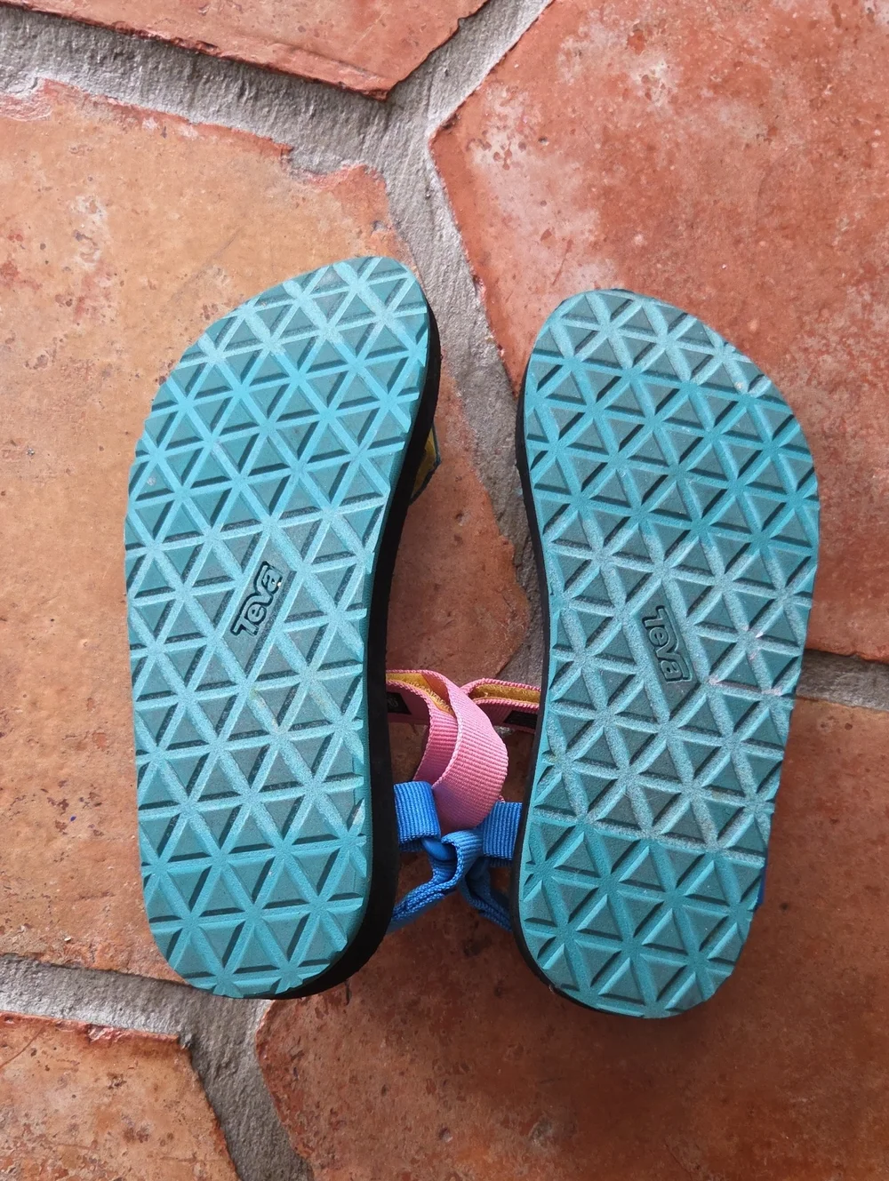 Teva multicolored adjustable